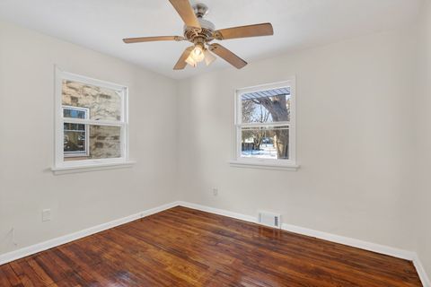 Tiny photo for 406 Bayliss Avenue, Rockford, IL 61101 (MLS # 12557830)