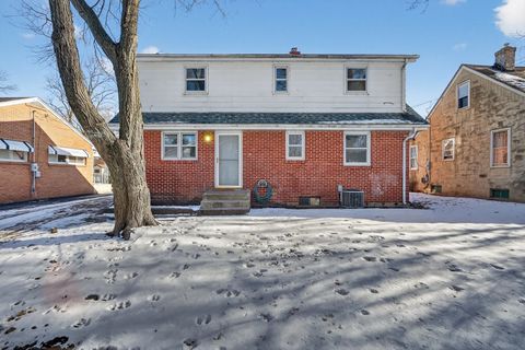 Tiny photo for 406 Bayliss Avenue, Rockford, IL 61101 (MLS # 12557830)