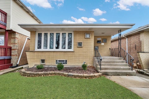 Photo of 5749 W 63rd Place, Chicago, IL 60638 (MLS # 12720158)