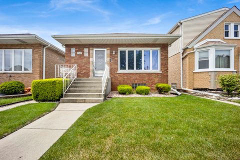 5548 S Kedvale Avenue Chicago IL 60629