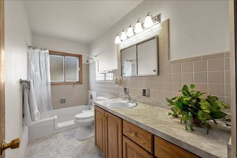 Tiny photo for 850 S Hillside Avenue, Elmhurst, IL 60126 (MLS # 12637153)