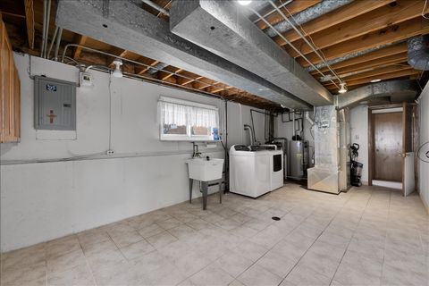 Tiny photo for 850 S Hillside Avenue, Elmhurst, IL 60126 (MLS # 12637153)