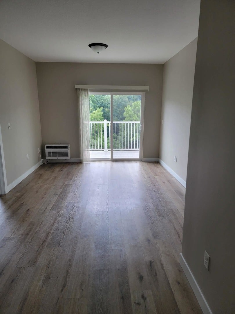 1156 Devils Glen Road 308
