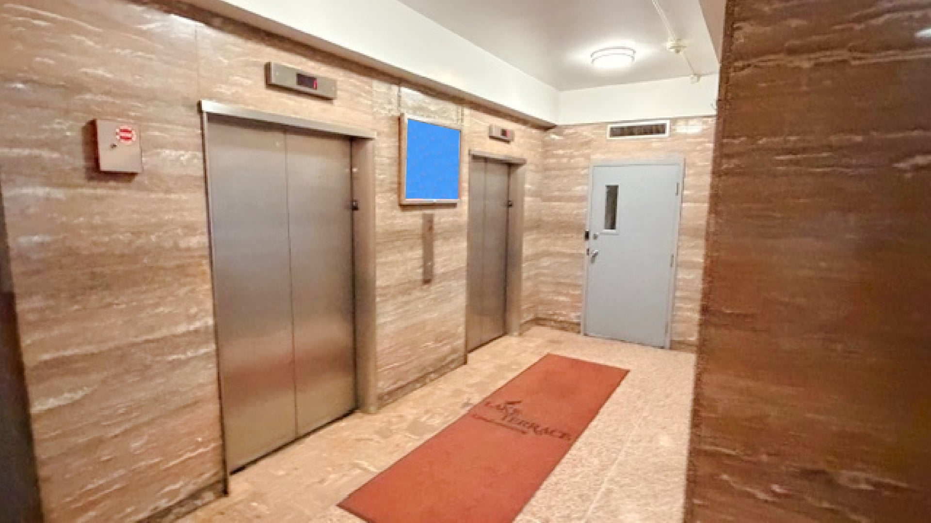 7337 S South Shore Drive 412