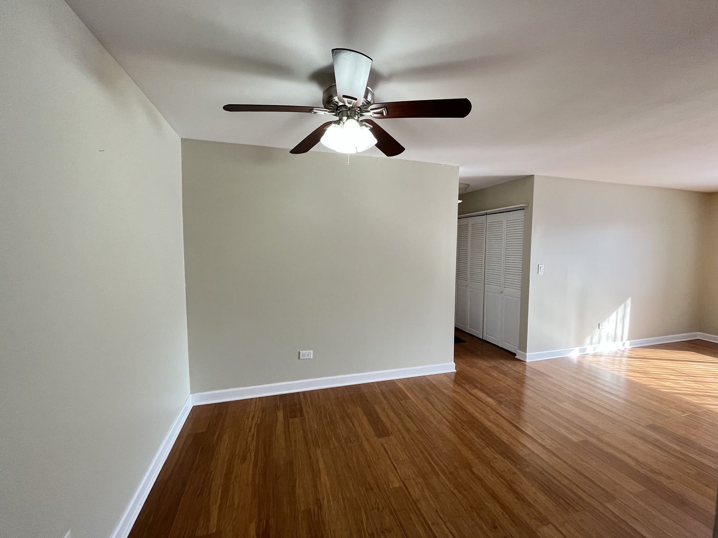 6156 Knoll Way Drive 101