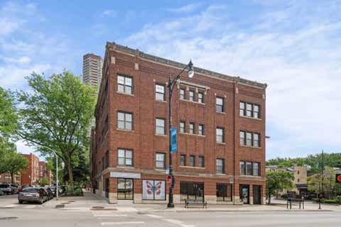 Photo of 735 W Waveland Avenue #3, Chicago, IL 60613 (MLS # 12693993)