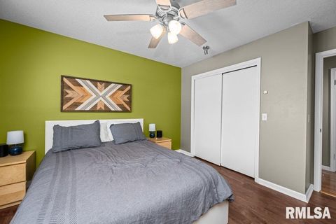 Tiny photo for 4545 ASPEN HILLS Circle, Bettendorf, IA 52722 (MLS # QC4270013)