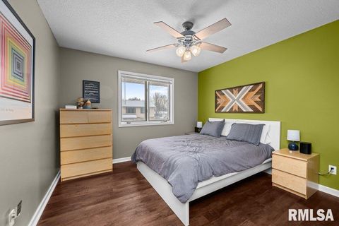 Tiny photo for 4545 ASPEN HILLS Circle, Bettendorf, IA 52722 (MLS # QC4270013)