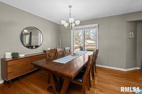 Tiny photo for 4545 ASPEN HILLS Circle, Bettendorf, IA 52722 (MLS # QC4270013)