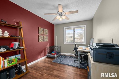 Tiny photo for 4545 ASPEN HILLS Circle, Bettendorf, IA 52722 (MLS # QC4270013)