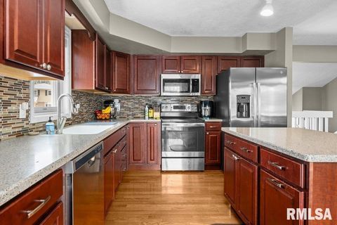 Tiny photo for 4545 ASPEN HILLS Circle, Bettendorf, IA 52722 (MLS # QC4270013)