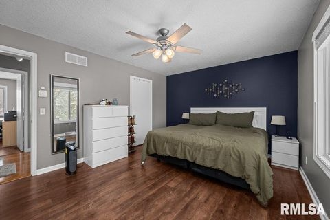 Tiny photo for 4545 ASPEN HILLS Circle, Bettendorf, IA 52722 (MLS # QC4270013)