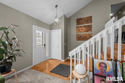 Tiny photo for 4545 ASPEN HILLS Circle, Bettendorf, IA 52722 (MLS # QC4270013)