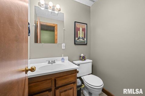 Tiny photo for 4545 ASPEN HILLS Circle, Bettendorf, IA 52722 (MLS # QC4270013)