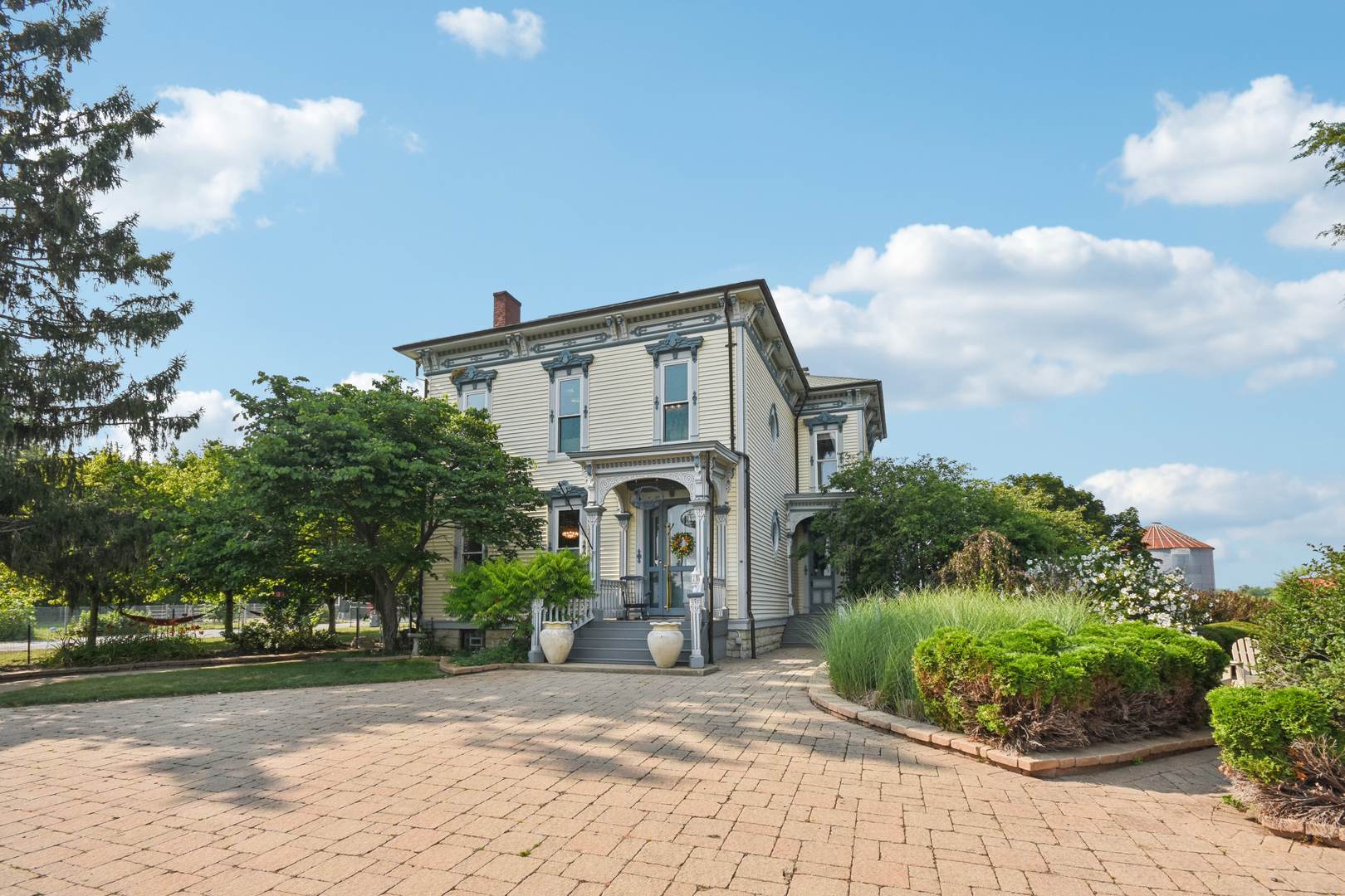 4140 W US Route 6