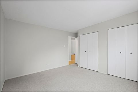 Tiny photo for 1567 Ridge Avenue #408, Evanston, IL 60201 (MLS # 12527674)