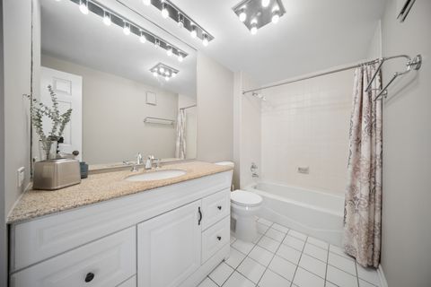 Tiny photo for 44 PARK Lane #232, Park Ridge, IL 60068 (MLS # 12596834)