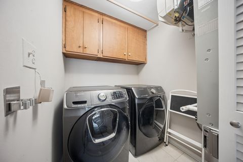 Tiny photo for 44 PARK Lane #232, Park Ridge, IL 60068 (MLS # 12596834)