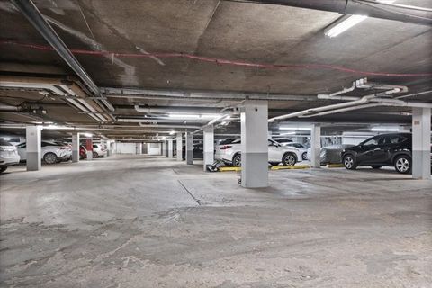 Tiny photo for 44 PARK Lane #232, Park Ridge, IL 60068 (MLS # 12596834)