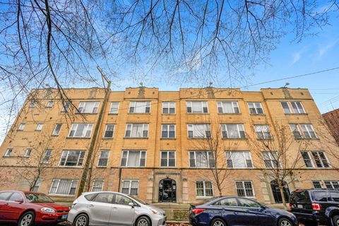 Photo of 2737 W LeMoyne Street #B, Chicago, IL 60622 (MLS # 12583586)