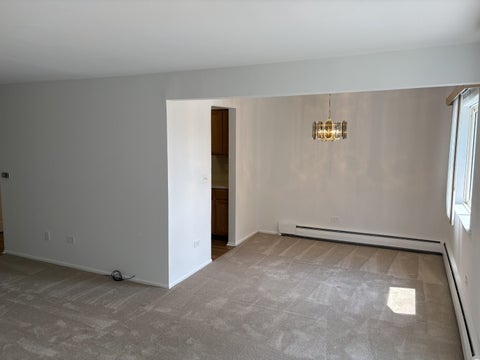 Tiny photo for 2424 E Oakton Street #4F, Arlington Heights, IL 60004 (MLS # 12679492)