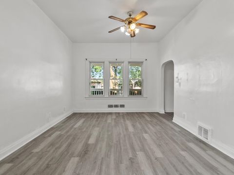 Tiny photo for 13346 S Carondolet Avenue, Chicago, IL 60633 (MLS # 12508490)