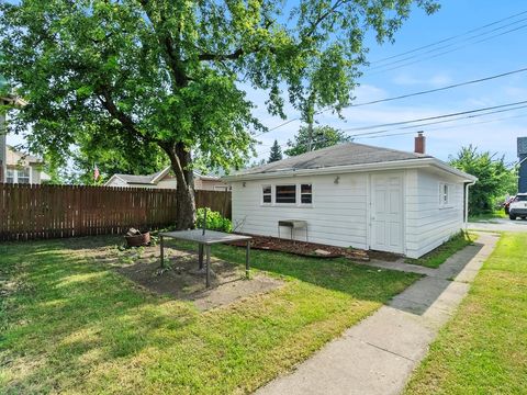 Tiny photo for 13346 S Carondolet Avenue, Chicago, IL 60633 (MLS # 12508490)