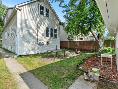 Tiny photo for 13346 S Carondolet Avenue, Chicago, IL 60633 (MLS # 12508490)
