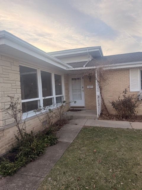 Tiny photo for 793 Timothy Lane, Des Plaines, IL 60016 (MLS # 12536717)