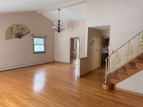 Tiny photo for 793 Timothy Lane, Des Plaines, IL 60016 (MLS # 12536717)