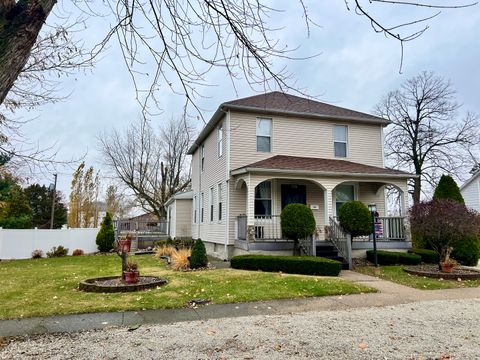 Photo of 118 N Hartwell Street, Gilman, IL 60938 (MLS # 12514905)