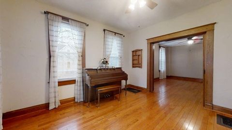 Tiny photo for 118 N Hartwell Street, Gilman, IL 60938 (MLS # 12514905)