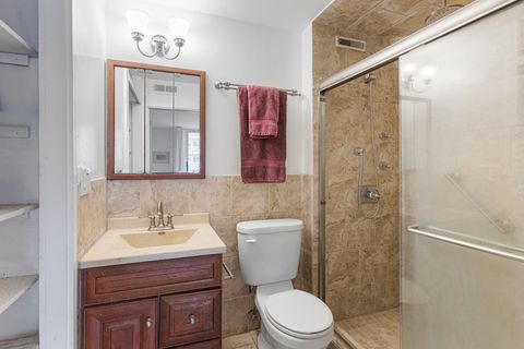 Tiny photo for 5901 N Sheridan Road #2K, Chicago, IL 60660 (MLS # 12579490)