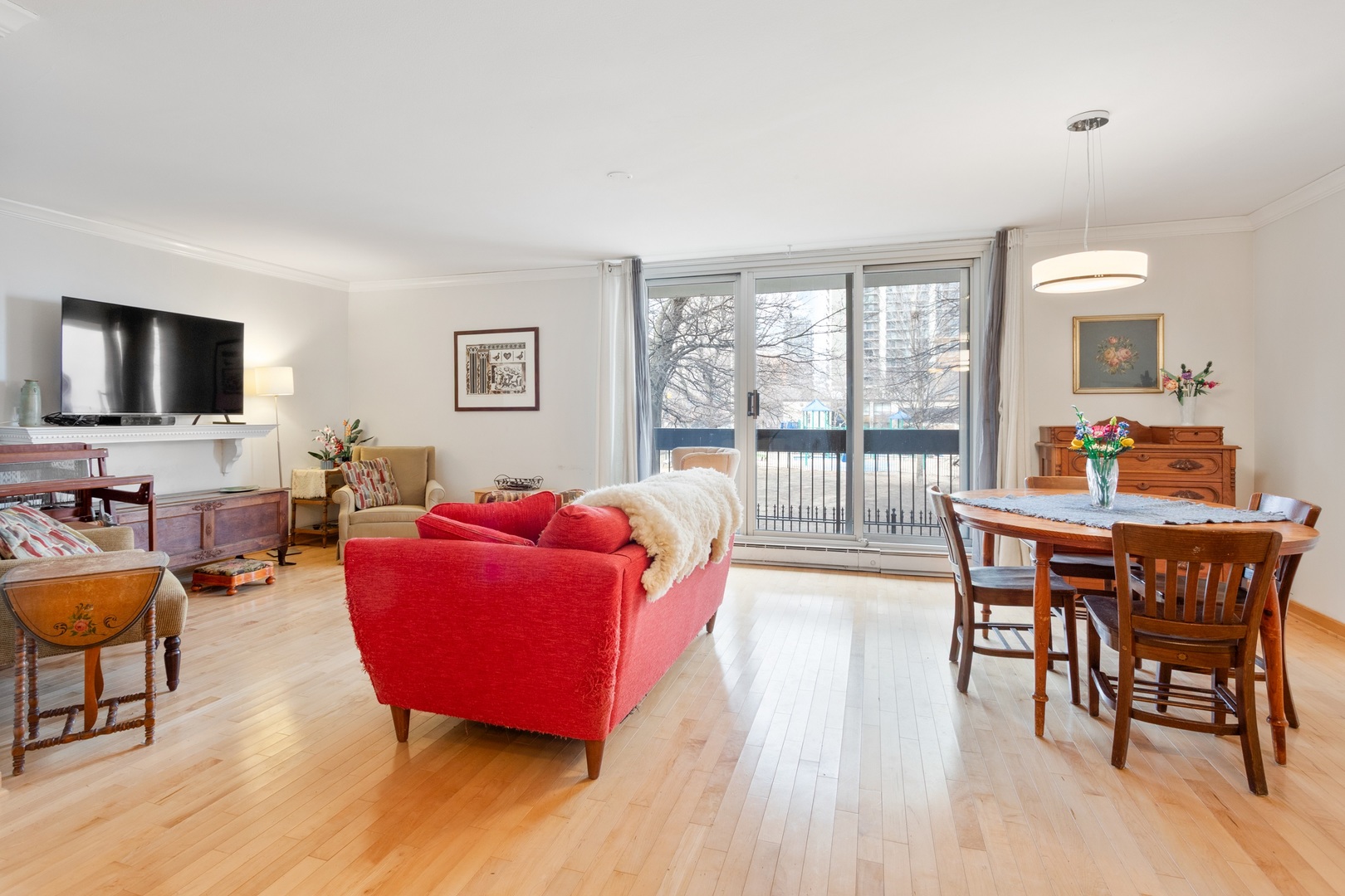 5901 N Sheridan Road 2K