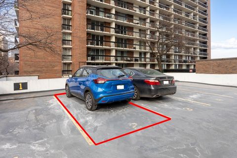 Tiny photo for 5901 N Sheridan Road #2K, Chicago, IL 60660 (MLS # 12579490)