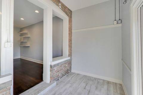 Tiny photo for 1447 W Warner Avenue #3W, Chicago, IL 60613 (MLS # 12505857)