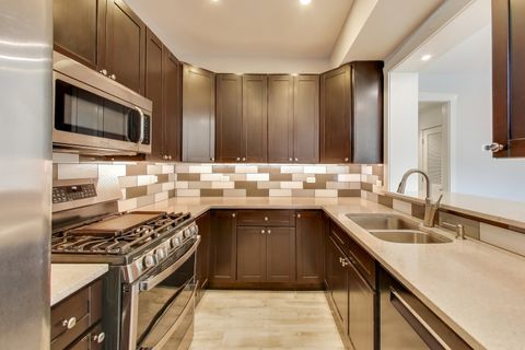 Tiny photo for 1447 W Warner Avenue #3W, Chicago, IL 60613 (MLS # 12505857)