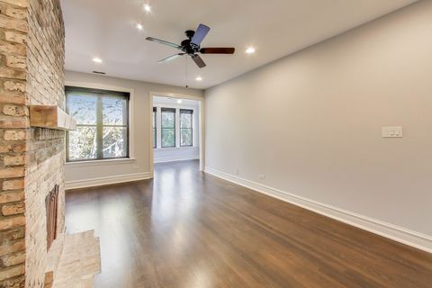 Tiny photo for 1447 W Warner Avenue #3W, Chicago, IL 60613 (MLS # 12505857)