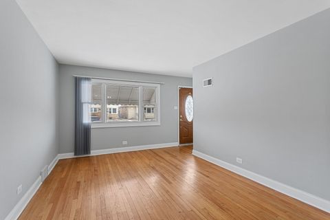 Tiny photo for 1124 31st Avenue, Bellwood, IL 60104 (MLS # 12560988)