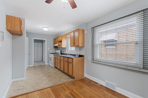 Tiny photo for 1124 31st Avenue, Bellwood, IL 60104 (MLS # 12560988)