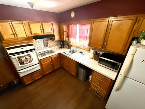 Tiny photo for 309 Oakview Avenue, Joliet, IL 60433 (MLS # 12450173)