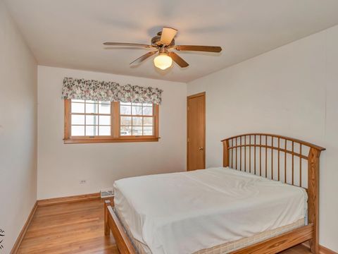 Tiny photo for 15043 Tripp Avenue, Midlothian, IL 60445 (MLS # 12536396)