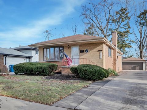 Tiny photo for 15043 Tripp Avenue, Midlothian, IL 60445 (MLS # 12536396)
