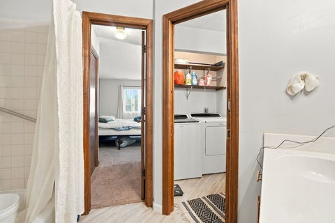 Tiny photo for 4195 FAIRVIEW Drive #8, Bettendorf, IA 52722 (MLS # 12794659)