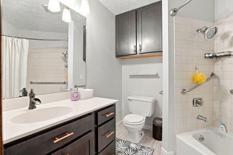 Tiny photo for 4195 FAIRVIEW Drive #8, Bettendorf, IA 52722 (MLS # 12794659)