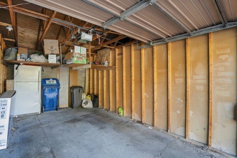 Tiny photo for 4195 FAIRVIEW Drive #8, Bettendorf, IA 52722 (MLS # 12794659)