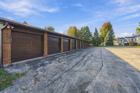 Tiny photo for 4195 FAIRVIEW Drive #8, Bettendorf, IA 52722 (MLS # 12794659)
