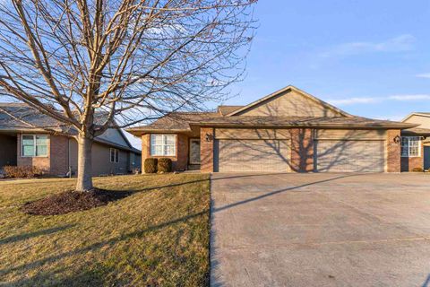 Photo of 5040 55th Avenue, Bettendorf, IA 52722 (MLS # 100000506)