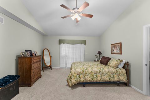 Tiny photo for 5040 55th Avenue, Bettendorf, IA 52722 (MLS # 100000506)