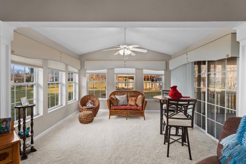 Tiny photo for 5040 55th Avenue, Bettendorf, IA 52722 (MLS # 100000506)